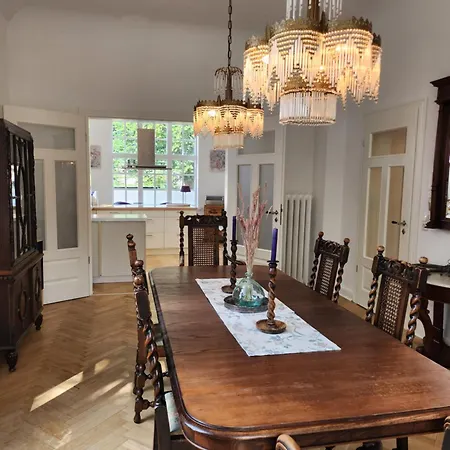 In Historischer Im Zentum Neumuensters Lägenhet